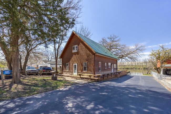 3341 E 2059th Rd in Wedron, IL - Building Photo - Building Photo