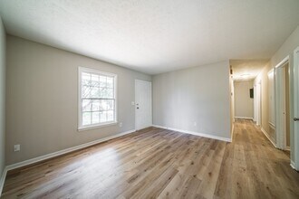 3826 Ukraine Dr in Columbus, GA - Building Photo - Building Photo