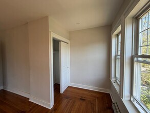 271 Elm St in West Haven, CT - Building Photo - Building Photo