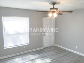 1331 56th Ave N in St. Petersburg, FL - Building Photo - Building Photo
