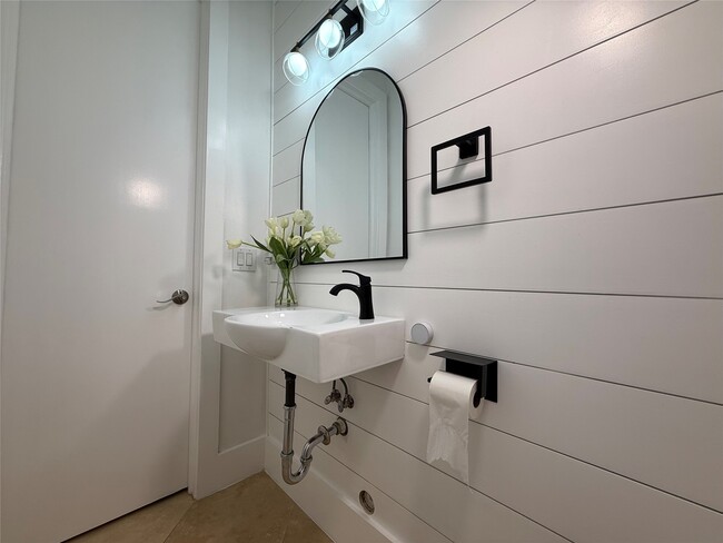 1608 Patterson St in Houston, TX - Building Photo - Building Photo