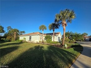 10640 Camarelle Cir in Ft. Myers, FL - Building Photo - Building Photo
