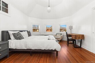 16 Bedford Rd in Katonah, NY - Building Photo - Building Photo