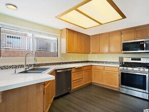 8523 Barberry Ave in Yucca Valley, CA - Building Photo - Building Photo