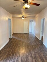 926 N Linview Ave in Urbana, IL - Building Photo - Building Photo