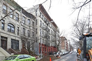 420-424 W 146th St in New York, NY - Building Photo