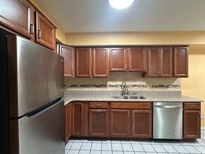 1234 Churchill Ct in Buffalo Grove, IL - Building Photo - Building Photo