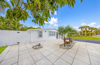 5921 NE 1st Ave. in Fort Lauderdale, FL - Building Photo - Building Photo