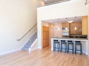 6 Tamalpais Commons Ln in Mill Valley, CA - Building Photo - Building Photo