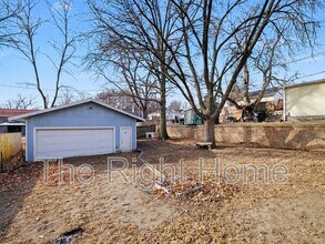 5819 Grant St in Omaha, NE - Building Photo - Building Photo