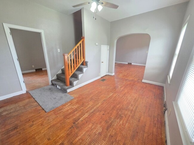 property at 1711 Lincoln St