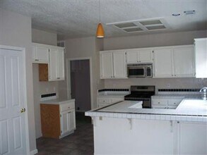 232 Rochelle Ct in Roseville, CA - Building Photo - Building Photo