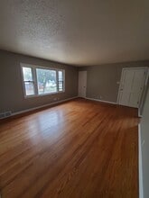 4953-4955-4955 N 90th St in Milwaukee, WI - Building Photo - Building Photo