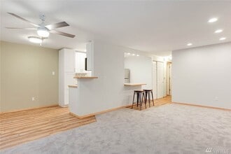 24858 96th Ave S in Kent, WA - Building Photo - Building Photo