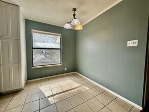 804 Olympic Dr in Kerrville, TX - Building Photo - Building Photo