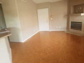 381 Manti Pl in Henderson, NV - Building Photo - Building Photo