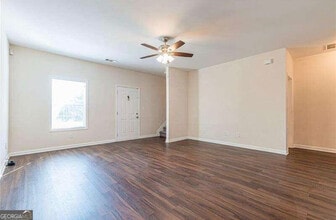 Room in Townhome on Pounds Dr in Tucker, GA - Building Photo - Building Photo