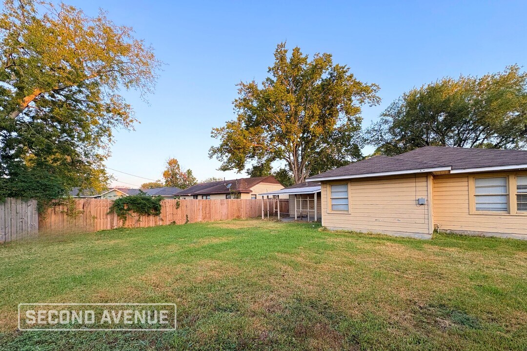 3314 Albemarle Dr in Pasadena, TX - Building Photo