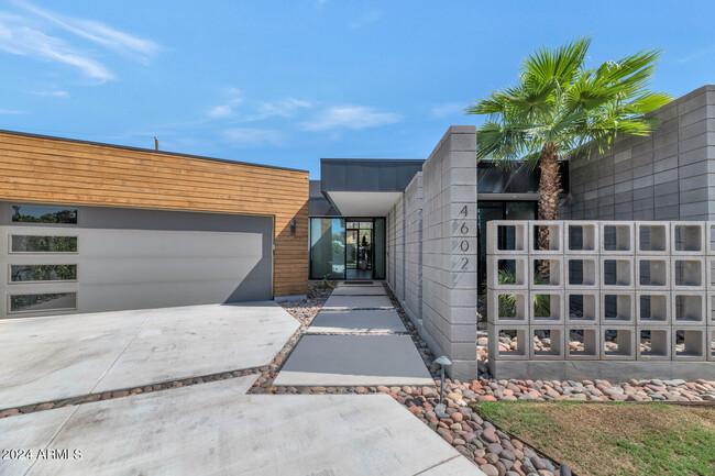 4602 E Glenrosa Ave in Phoenix, AZ - Foto de edificio - Building Photo