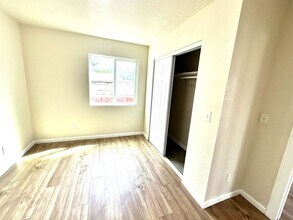 2103 103rd Ave in Oakland, CA - Building Photo - Building Photo