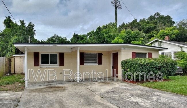 property at 516 W 60th St