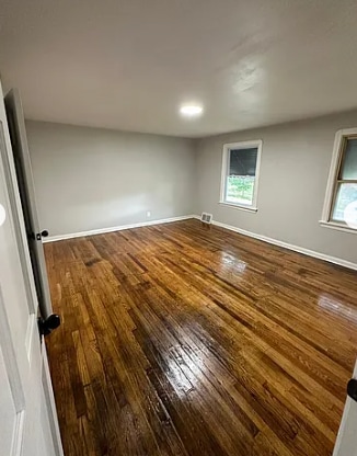 16611 Eldamere Ave in Cleveland, OH - Building Photo - Building Photo