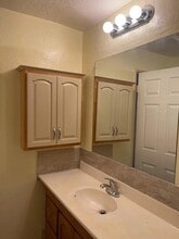 220 S Valley Center Ave in San Dimas, CA - Building Photo - Building Photo