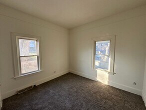 1710 W 14th St in Sioux City, IA - Building Photo - Building Photo