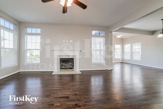 604 Indian Lake Dr in Maineville, OH - Building Photo - Building Photo