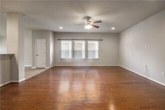 7220 Longford Trail in Austin, TX - Building Photo - Building Photo