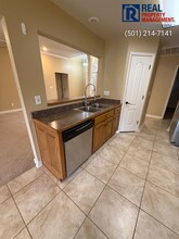 1609 White Oak Cir in Benton, AR - Building Photo - Building Photo