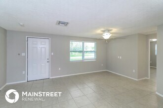 4215 Tarpon Rd in Venice, FL - Foto de edificio - Building Photo