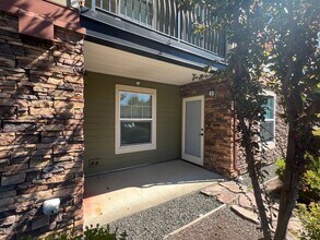 700 32nd St in Bellingham, WA - Foto de edificio - Building Photo