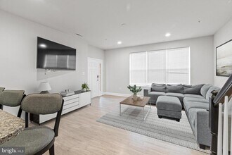 7537 Crowley St in Elkridge, MD - Building Photo - Building Photo