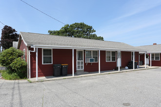 59 E Grand Ave in Scarborough, ME - Building Photo - Building Photo