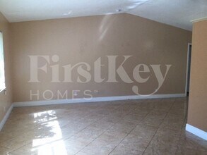 9703 NW 42nd Ct in Sunrise, FL - Building Photo - Building Photo