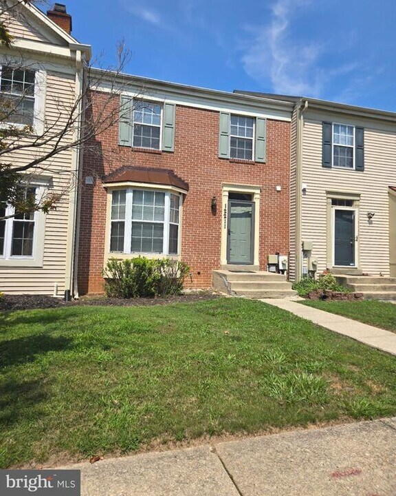 12211 Blue Moon Ct in Laurel, MD - Building Photo