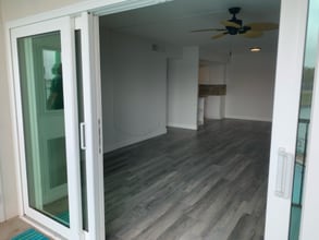 10355 Paradise Blvd in Treasure Island, FL - Building Photo - Building Photo