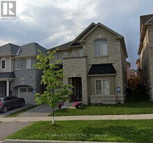 12 Formosa Ave in Ajax, ON - Building Photo