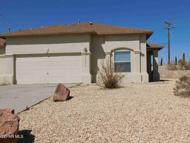 11951 Diana Candia Ln in El Paso, TX - Building Photo - Building Photo