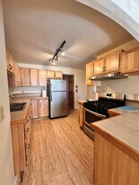 86 Pitkin St in Burlington, VT - Building Photo