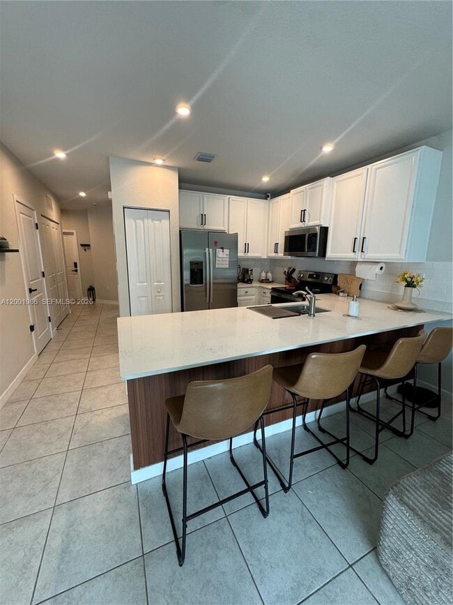 property at 1009 NW 4th Ter