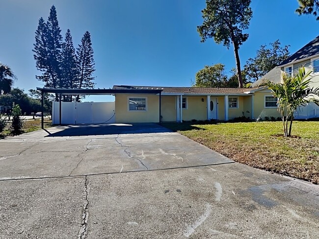 property at 4402 W Sevilla St