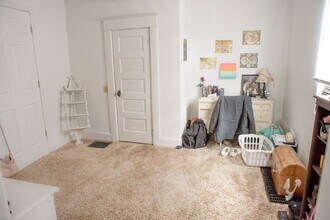 1905 W Jackson St in Muncie, IN - Foto de edificio - Building Photo