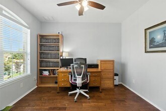 19913 Needle Pine Dr in Round Rock, TX - Building Photo - Building Photo