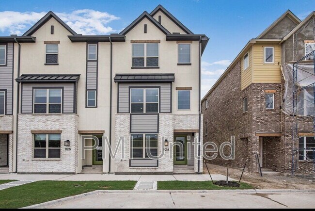 924 Concan Dr in Plano, TX - Building Photo - Building Photo