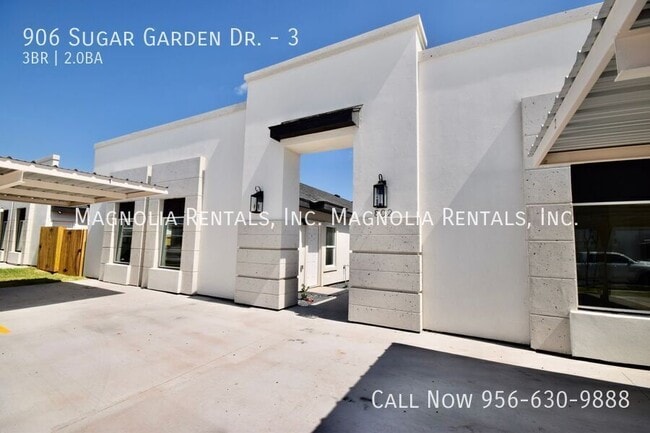 906 Sugar Gdn Dr in Pharr, TX - Building Photo - Building Photo