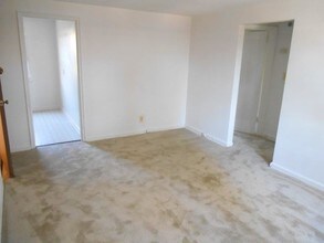 First Property Mngmt-South Elmora Apartments in Elizabeth, NJ - Building Photo - Building Photo