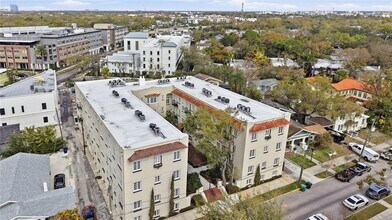 2117 W Dekle Ave in Tampa, FL - Building Photo - Building Photo