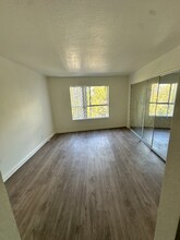 15009 Moorpark St in Los Angeles, CA - Building Photo - Building Photo